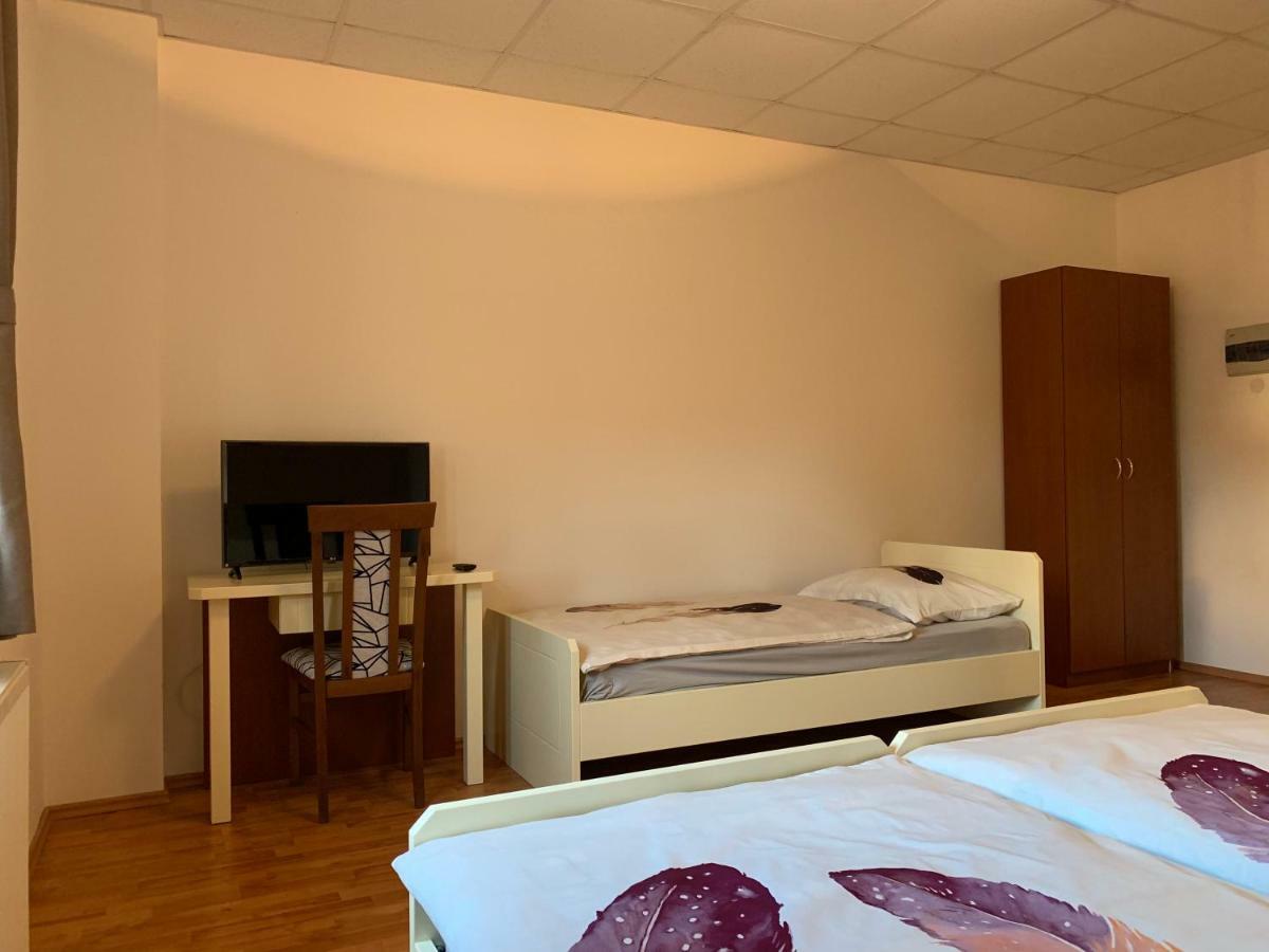 Hotel Vinarija Zlatar Exteriér fotografie