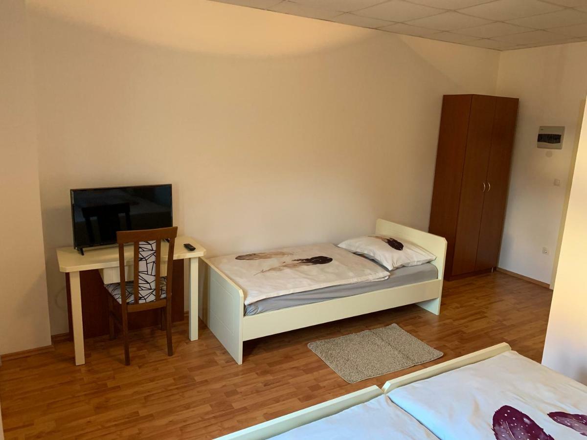 Hotel Vinarija Zlatar Exteriér fotografie